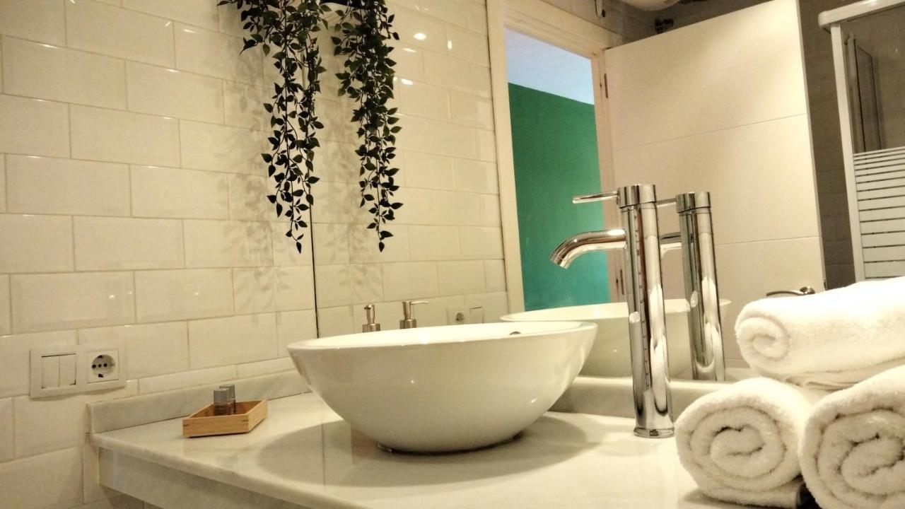 Triana Luck Apartment Севиля Екстериор снимка
