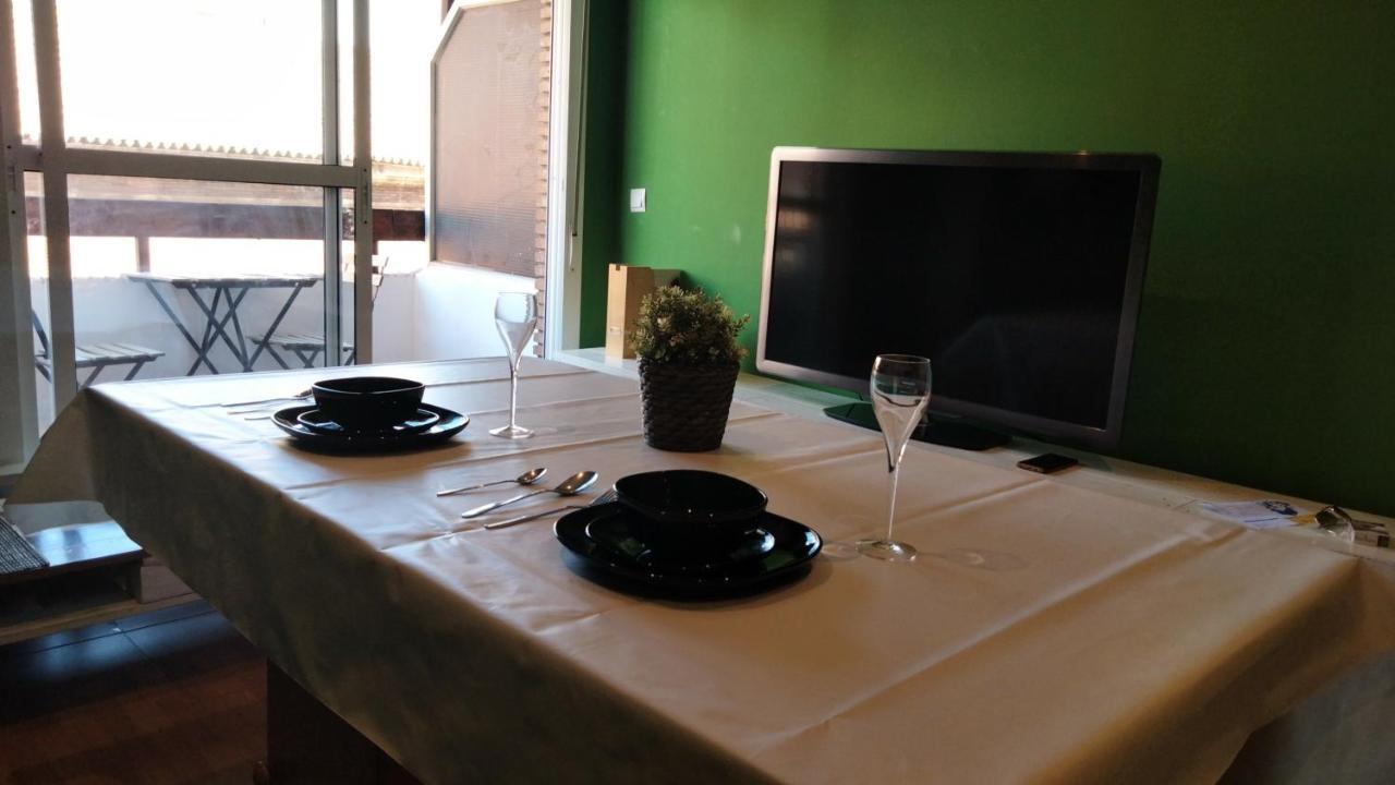 Triana Luck Apartment Севиля Екстериор снимка